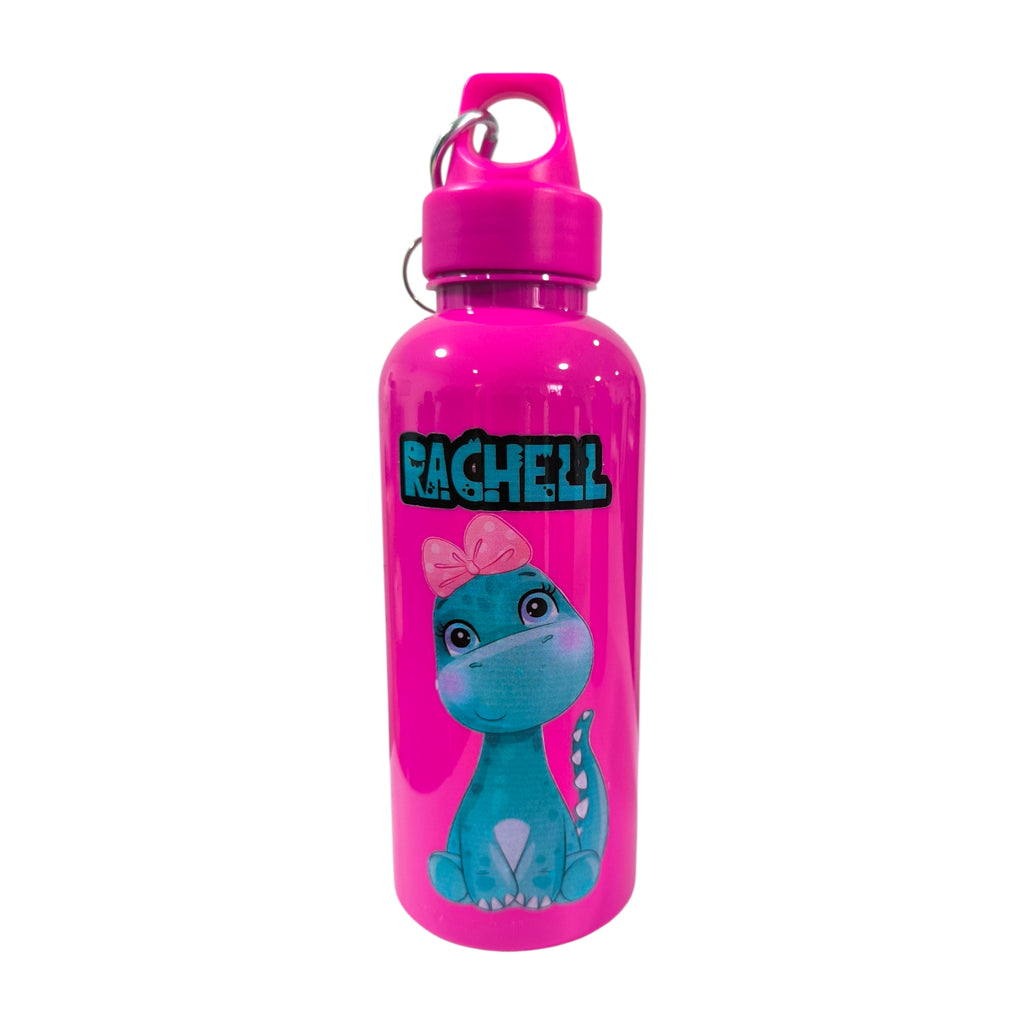 Detalle de tapa con argolla de llavero para colgar en botilito plástico infantil personalizado de 500 ml.