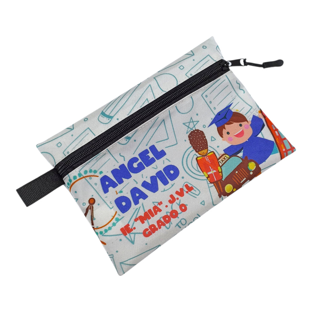 Cartuchera escolar de lona personalizada a todo color con cierre de cremallera e impresión de Infantulas.